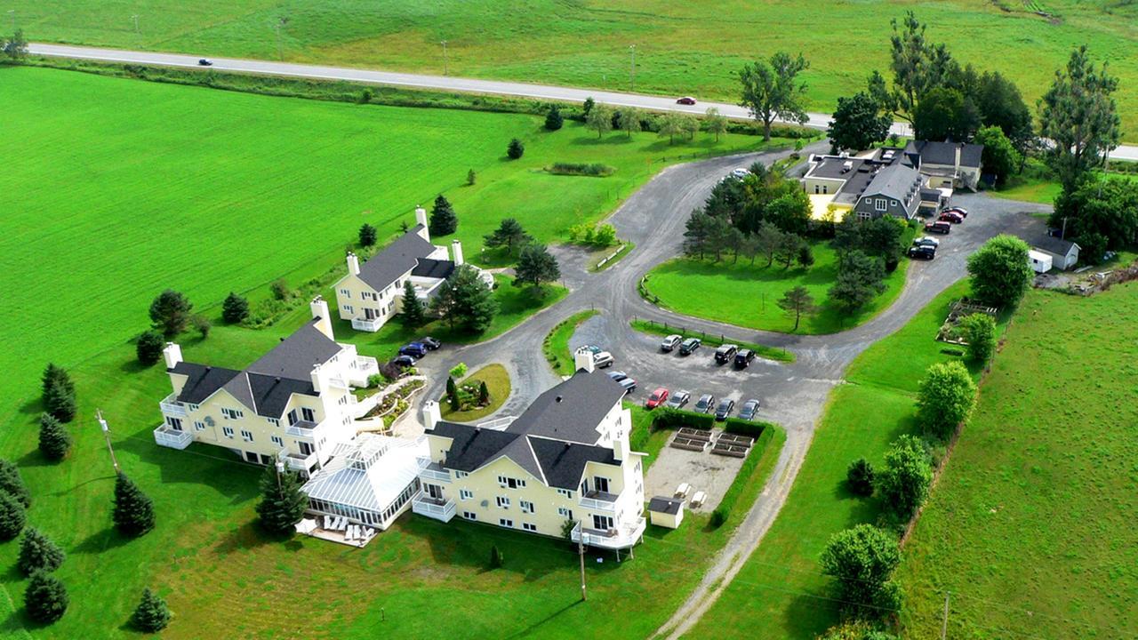 Auberge West Brome Экстерьер фото