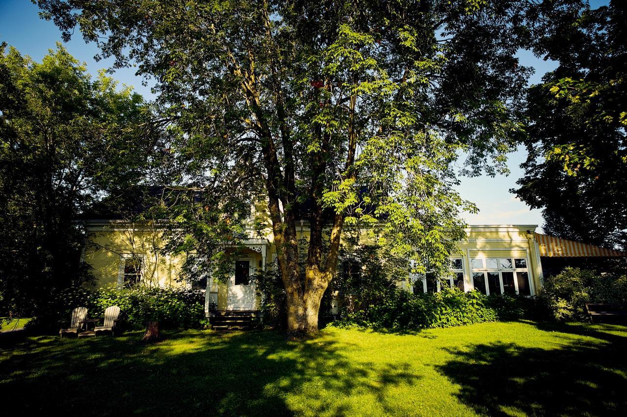 Auberge West Brome Экстерьер фото