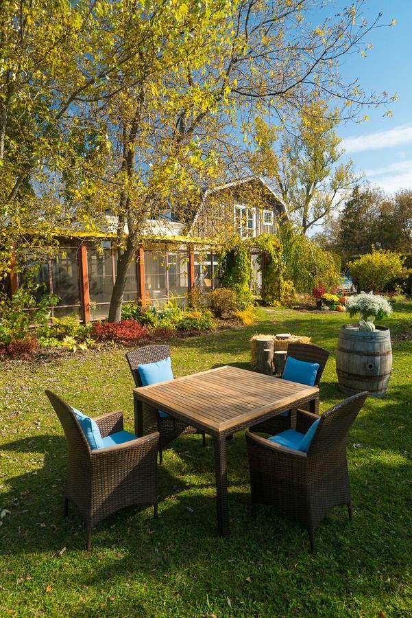 Auberge West Brome Экстерьер фото