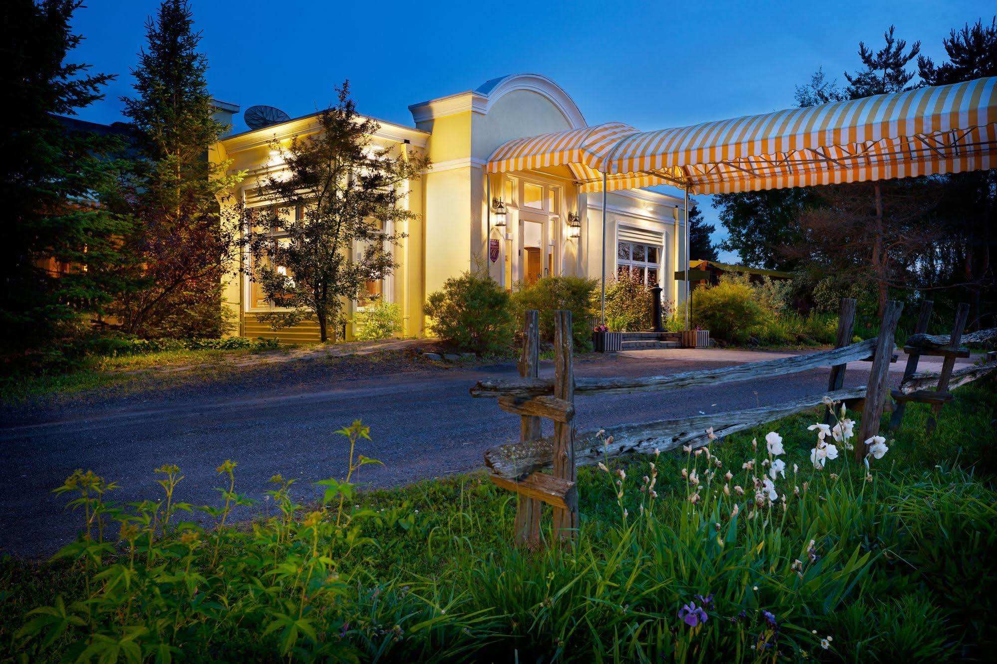 Auberge West Brome Экстерьер фото